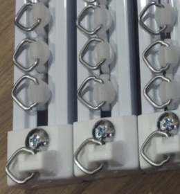 white straight curtain track 白色窗帘轨道